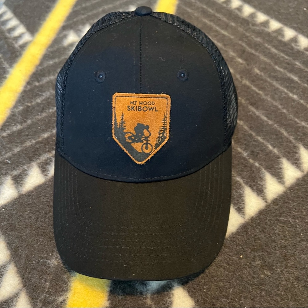 Locale Outdoor Mt Hood Ski Bowl SnapBack hat